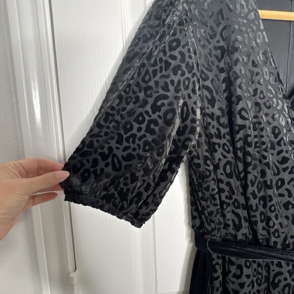 Lane Bryant Velvet Burnout Black Leopard Print Midi Dress Size 14/16 Puff Sleeve - Picture 5 of 12